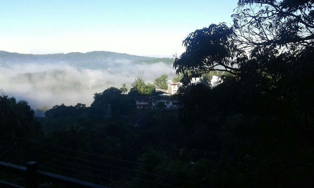 Kandy Hill Escape Quarto foto